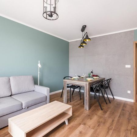 Poznan Serbska 2 Miejsca Parkingowe By Noclegi Renters Buitenkant foto