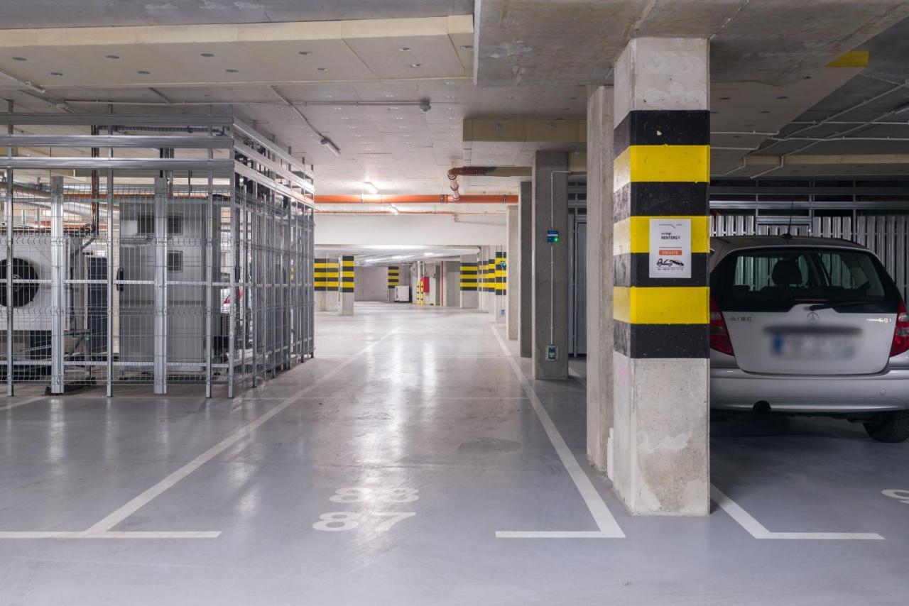 Poznan Serbska 2 Miejsca Parkingowe By Noclegi Renters Buitenkant foto